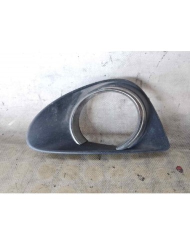 MOLDURA ANTINIEBLA DERECHA TOYOTA YARIS...