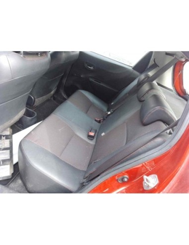 JUEGO ASIENTOS COMPLETO TOYOTA YARIS...
