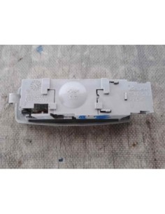 LUZ INTERIOR VOLKSWAGEN PASSAT BERLINA (3B3) - 134539 2