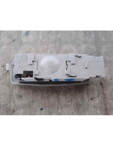 LUZ INTERIOR VOLKSWAGEN PASSAT BERLINA (3B3) -...