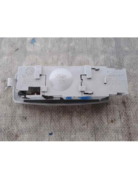 LUZ INTERIOR VOLKSWAGEN PASSAT BERLINA (3B3) - 134539