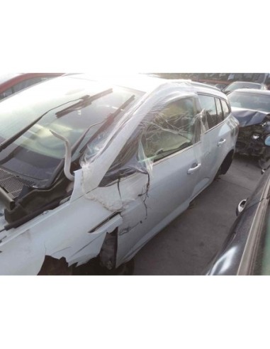 PUERTA DELANTERA IZQUIERDA RENAULT MEGANE IV...