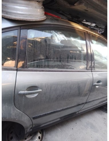 PUERTA TRASERA DERECHA VOLKSWAGEN PASSAT...