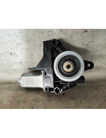 MOTOR ELEVALUNAS DELANTERO IZQUIERDO VOLVO V40 - 226395