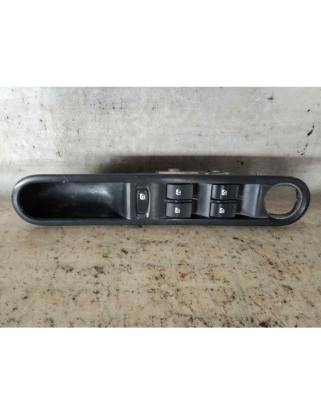 MANDO ELEVALUNAS DELANTERO IZQUIERDO RENAULT ESPACE IV (JK0) - 213734