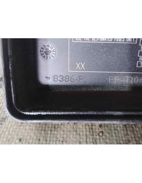 CAJA RELES / FUSIBLES TOYOTA COROLLA VERSO (R1) - 198122