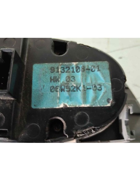 MANDO ELEVALUNAS DELANTERO IZQUIERDO BMW SERIE 1 BERLINA (E81/E87) - 136630