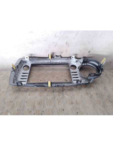 MOLDURAS DELANTERAS TOYOTA YARIS (XP13) - 195725