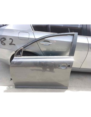 PUERTA DELANTERA IZQUIERDA TOYOTA AVENSIS...