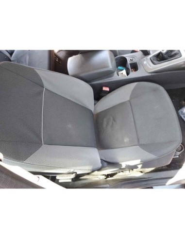 ASIENTO DELANTERO DERECHO FORD FOCUS BERLINA...