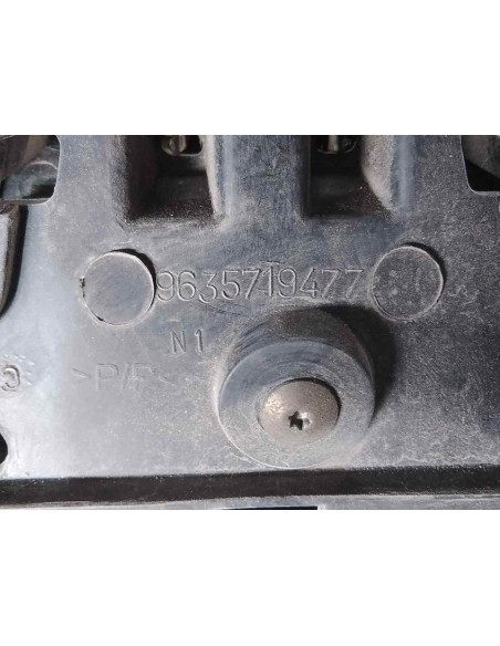 REJILLA DELANTERA PEUGEOT 307 (S1)(04 2001) - 206005