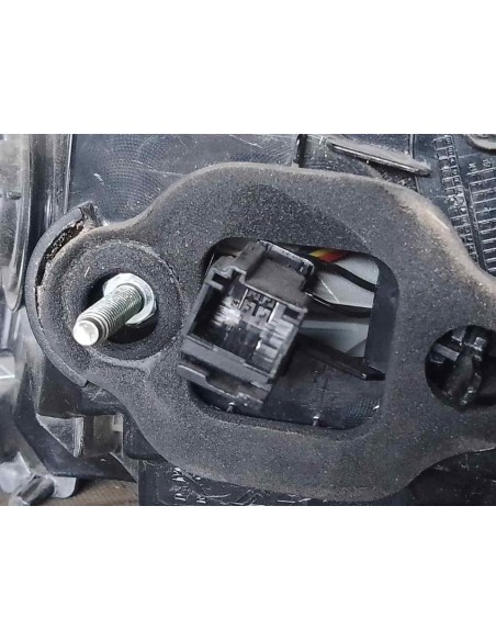 PILOTO TRASERO DERECHO PEUGEOT 308 - 211114