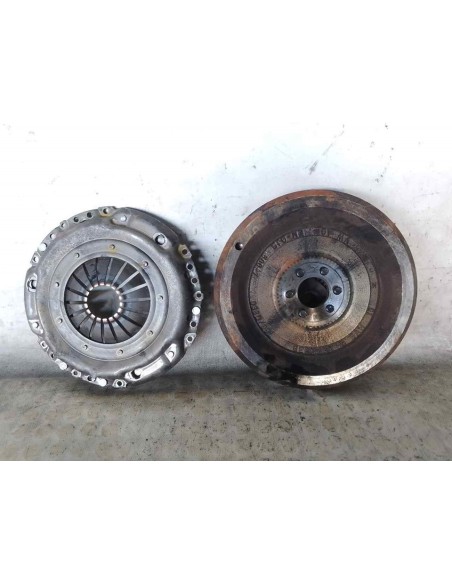 KIT EMBRAGUE VOLKSWAGEN GOLF VI (5K1)(10 2008) - 214317