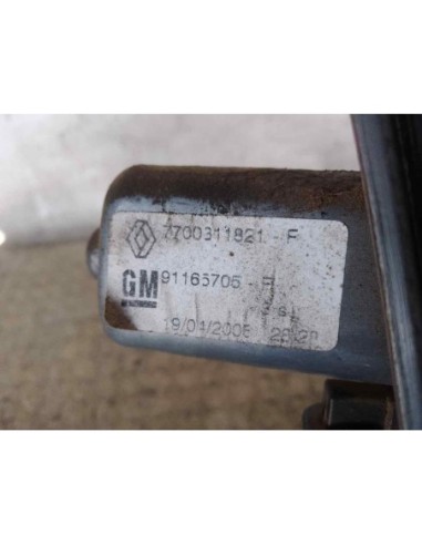 ELEVALUNAS DELANTERO DERECHO OPEL VIVARO - 215690