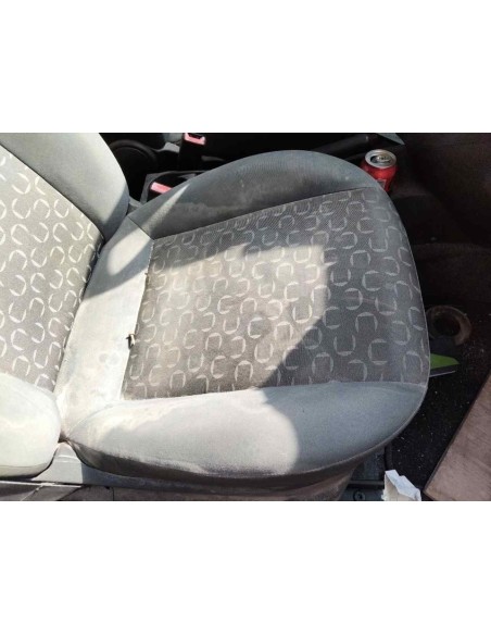 ASIENTO DELANTERO DERECHO FIAT II DOBLÒ (152) - 251455