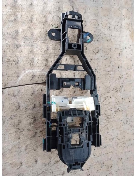 SOPORTE MANETA EXTERIOR TRASERA DERECHA LYNK   CO 01 - 241916