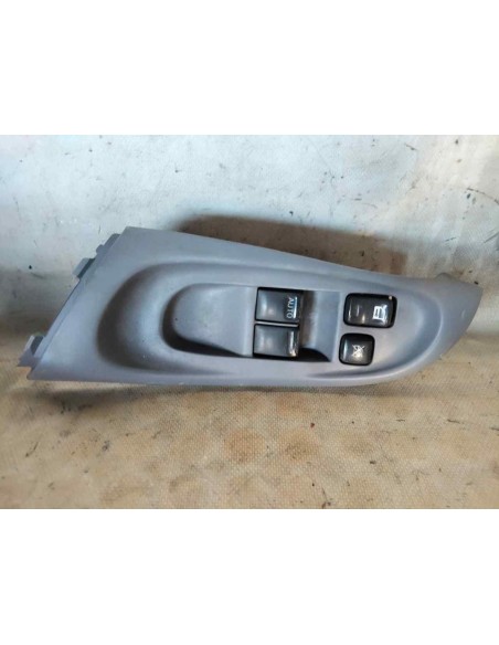 MANDO ELEVALUNAS DELANTERO IZQUIERDO NISSAN ALMERA (N16/E) - 255242