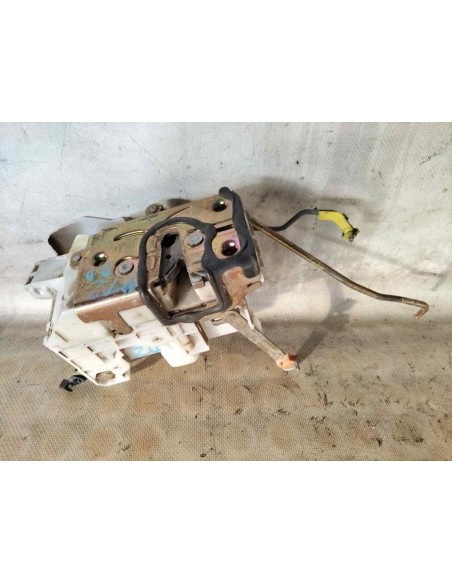 CERRADURA PUERTA DELANTERA DERECHA TOYOTA AVENSIS BERLINA (T22) - 242423
