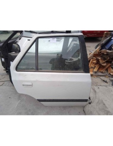 PUERTA TRASERA DERECHA SKODA FELICIA BERLINA...