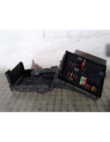 CAJA RELES / FUSIBLES VOLKSWAGEN GOLF VI...