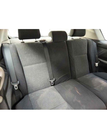 ASIENTO TRASERO MEDIO TOYOTA COROLLA (E12) - 251714
