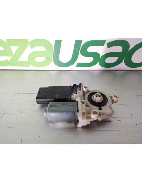 MOTOR ELEVALUNAS DELANTERO IZQUIERDO SEAT LEON (1M1) - 210126