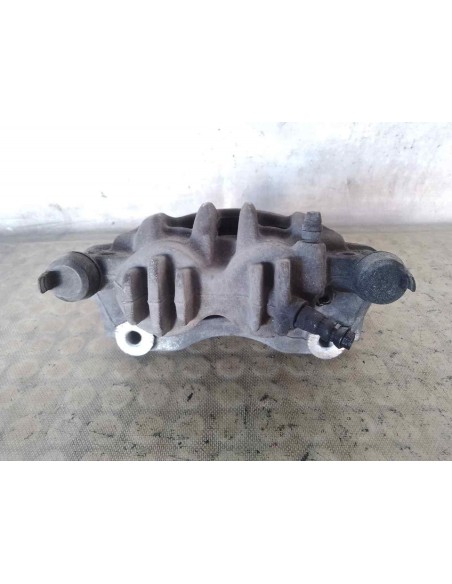 PINZA DE FRENO DELANTERA DERECHA RENAULT MASTER III CAMIÓN/CHASIS - 234852