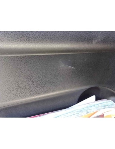 GUARNECIDO PUERTA DELANTERA IZQUIERDA SUZUKI...