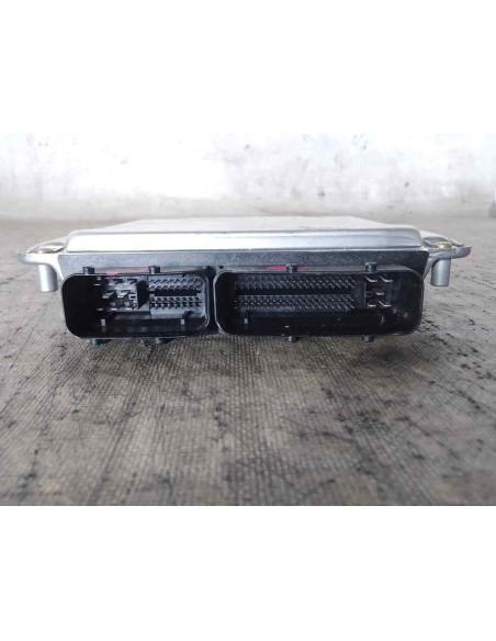 CENTRALITA MOTOR UCE VOLKSWAGEN PASSAT BERLINA (3B3) - 185218