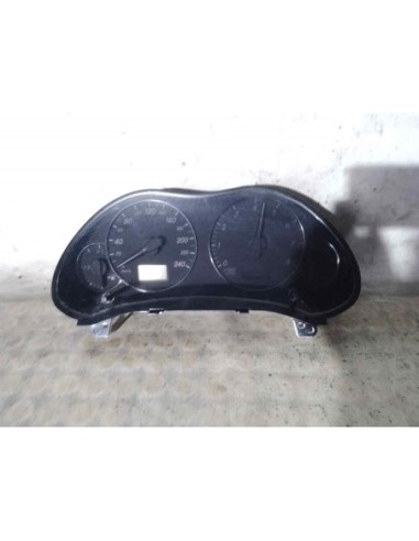 CUADRO INSTRUMENTOS TOYOTA AVENSIS BERLINA...
