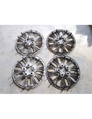 TAPACUBOS KIA CEED (JD) - 255379