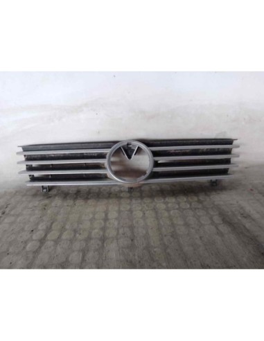 REJILLA DELANTERA VOLKSWAGEN POLO III BERLINA...
