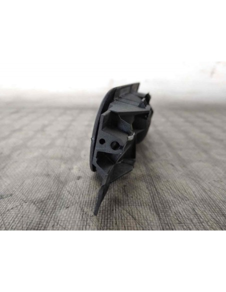 MANETA INTERIOR DELANTERA DERECHA VOLKSWAGEN PASSAT BERLINA (3B3) - 134540