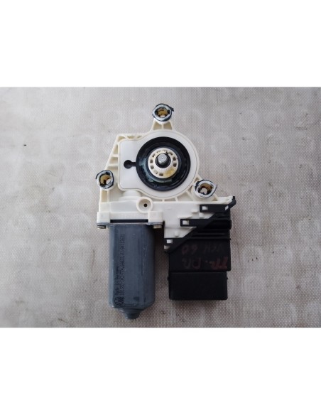 MOTOR ELEVALUNAS TRASERO DERECHO VOLKSWAGEN GOLF IV BERLINA (1J1)(10 1997) - 96221
