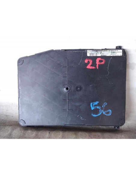 CAJA RELES / FUSIBLES RENAULT MEGANE II BERLINA 3P - 96913
