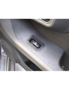 MANDO ELEVALUNAS DELANTERO DERECHO HYUNDAI SANTA FE (SM)...