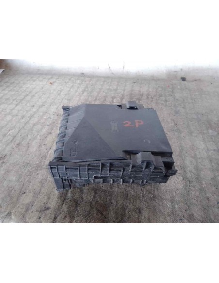 CAJA RELES / FUSIBLES VOLKSWAGEN PASSAT BERLINA (362) - 128973