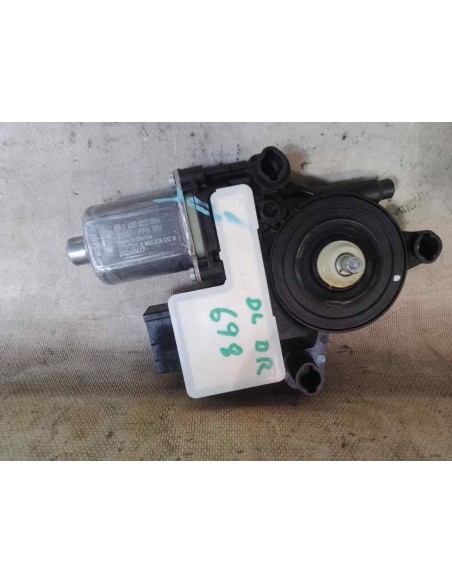 MOTOR ELEVALUNAS DELANTERO DERECHO SKODA FABIA (PJ3) - 205186