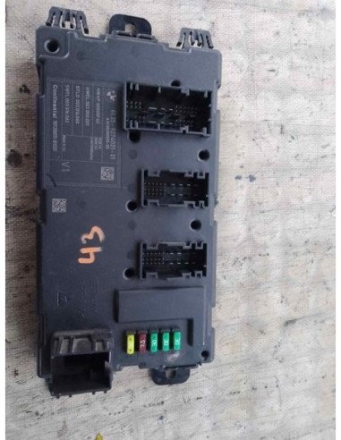CAJA RELES / FUSIBLES BMW SERIE 1 BERLINA 5P...