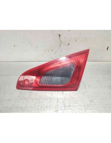 PILOTO TRASERO DERECHO INTERIOR MITSUBISHI COLT...