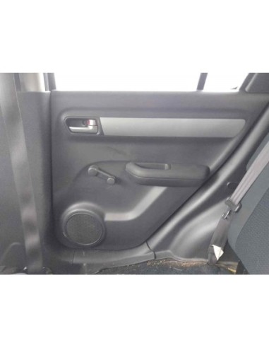 GUARNECIDO PUERTA TRASERA DERECHA SUZUKI SWIFT...
