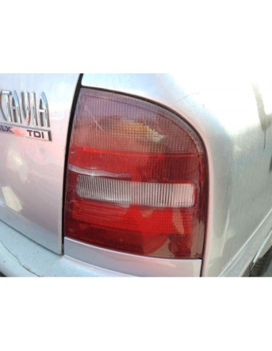 PILOTO TRASERO DERECHO SKODA OCTAVIA BERLINA...