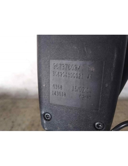 ENGANCHE CINTURON TRASERO CENTRAL CITROEN C4 BERLINA - 110996