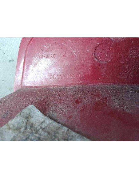 PILOTO TRASERO DERECHO PARAGOLPES PEUGEOT 3008 - 207248