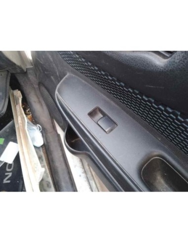 MANDO ELEVALUNAS DELANTERO DERECHO NISSAN NOTE...