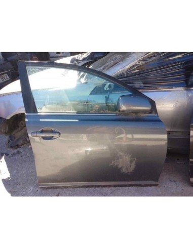 PUERTA DELANTERA DERECHA TOYOTA AVENSIS BERLINA...