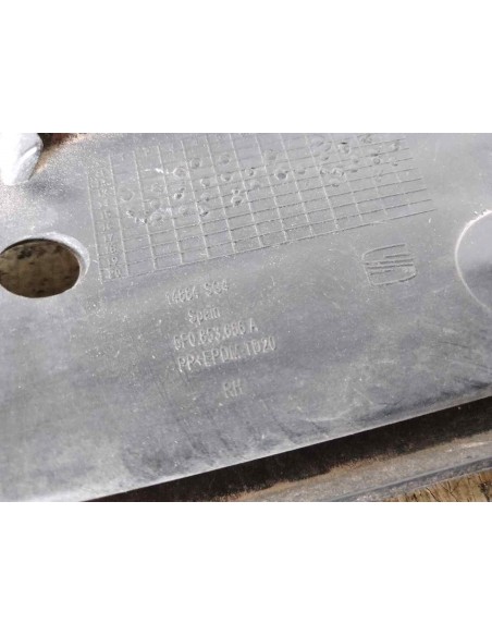 MOLDURA ANTINIEBLA DERECHA SEAT LEON (5F1) - 250982