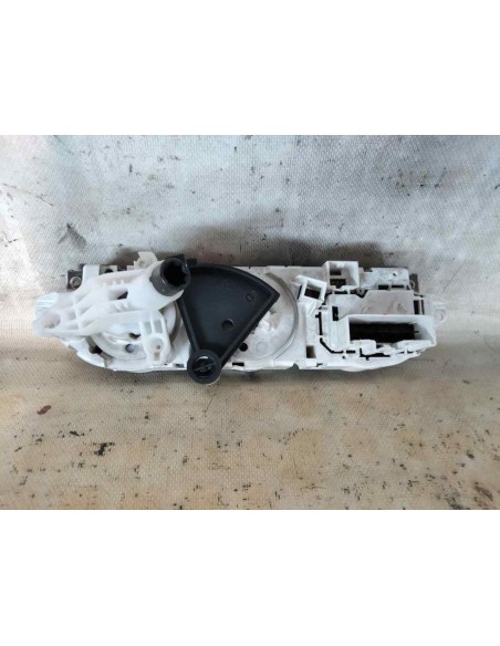 MANDO CALEFACCION / AIRE ACONDICIONADO FORD FOCUS BERLINA (CAP) - 233513