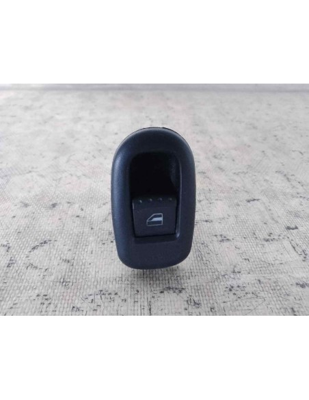 MANDO ELEVALUNAS TRASERO DERECHO SEAT LEON (1M1) - 210103