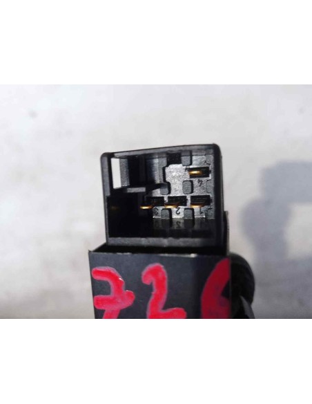 MANDO ELEVALUNAS TRASERO DERECHO SEAT LEON (1M1) - 210103